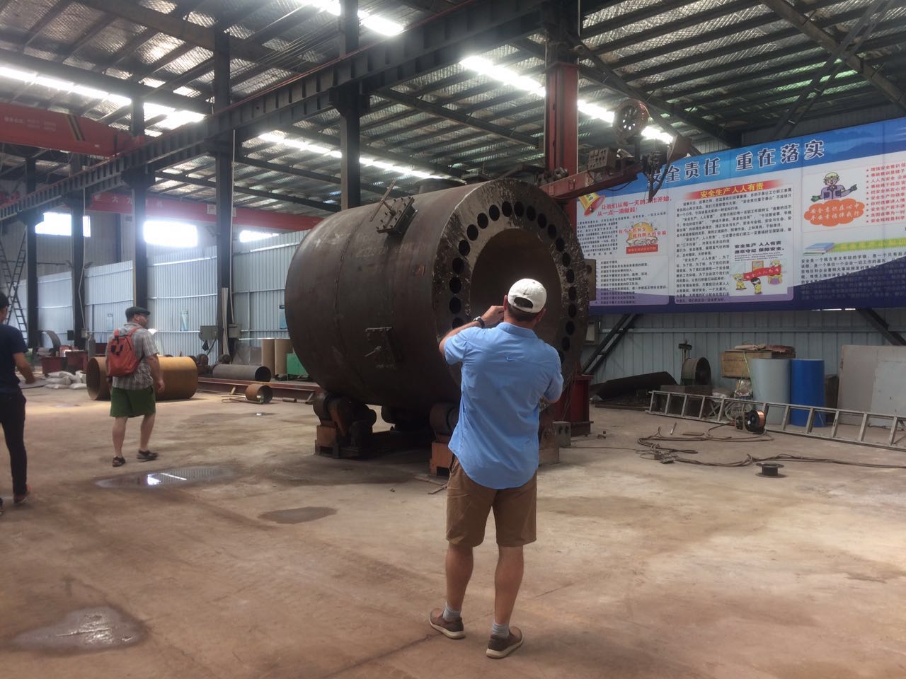 澳大利亞污泥烘干機(jī)客戶到廠參觀